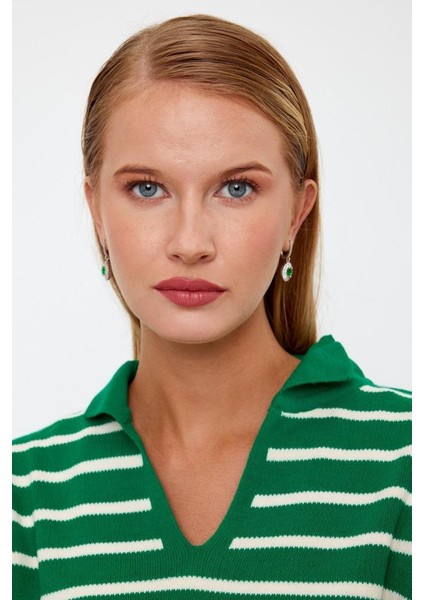 Yeşil Taşlı Gümüş Küpe fırsatları