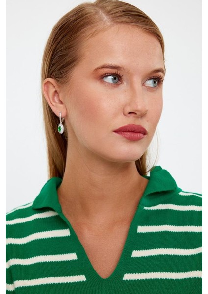 Yeşil Taşlı Gümüş Küpe indirimleri