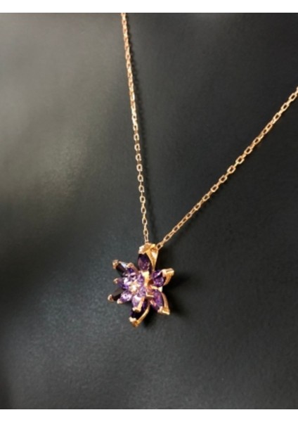 Lotus Çiçeği Serisi Mor Taşlı Roze Renk 925 Ayar Gümüş Kolye fiyatları