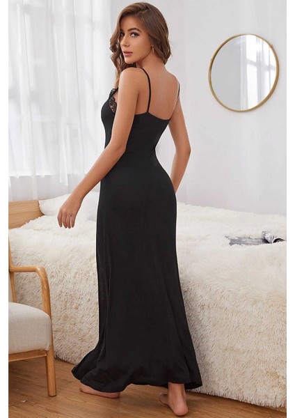 Uzun Dantel Işlemeli Yırtmaçlı Gecelik modelleri