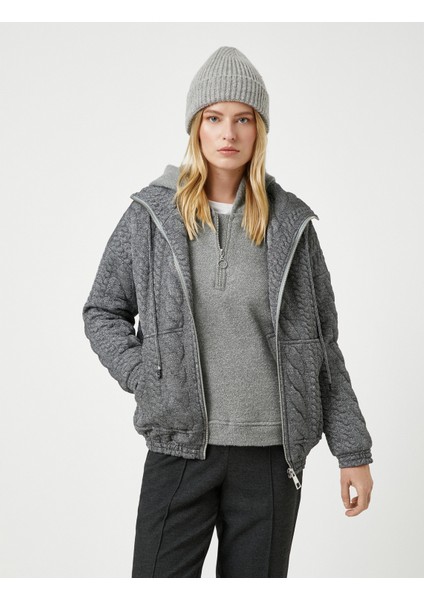 Şahika Ercümen x Koton - Örgü Görünümlü Cepli Fermuarlı Ceket fırsatları