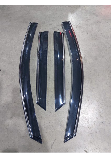 Peugeot 3008 Kromlu Cam Rüzgarlığı A+Kalite