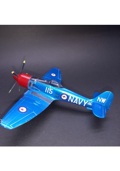 Hawker Sea Fury FB11 Pm Model Avcı Uçağı Demonte Plastik Maketi
