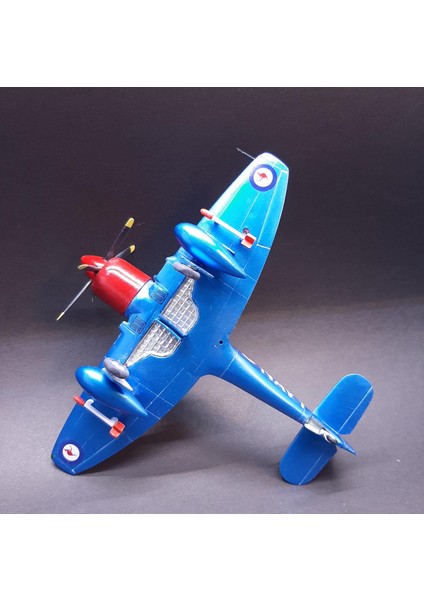 Hawker Sea Fury FB11 Pm Model Avcı Uçağı Demonte Plastik Maketi
