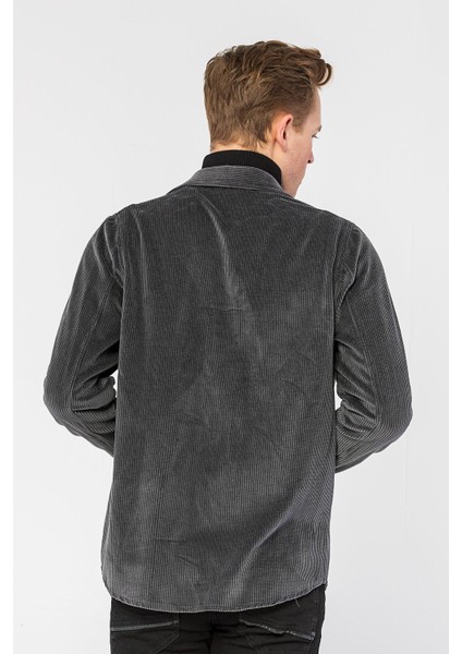 Erkek Regular Fit Kadife Düğmeli Çok Cepli Rahat Gömlek fırsatları
