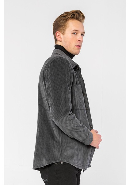 Erkek Regular Fit Kadife Düğmeli Çok Cepli Rahat Gömlek indirimleri