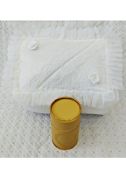 Dilex4 Parça Bohça Gelin Damat Hediye Çeyiz Bohça Tafta Saçaklı Kutu Seccade Set Gold Beyaz fırsatları