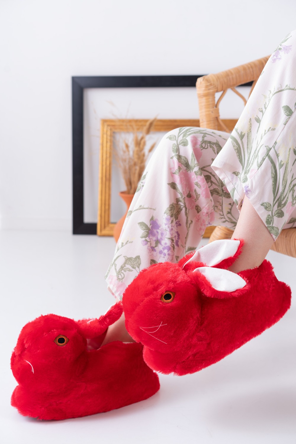 Slipcat Lila Tavşan Figürlü Peluş Panduf Unisex Yumuşak EVA Tabanlı Rahat Ev Ayakkabısı