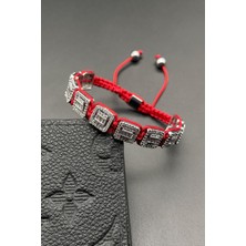 FRNCH Baget Taşlı Kırmızı Renk İpli Ayarlanabilir Erkek Bileklik FRJ11712-1812-K