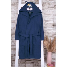 Baveno  Pamuk Kapüşonlu Çiçekli Kedi Nakışlı Çocuk Bornoz