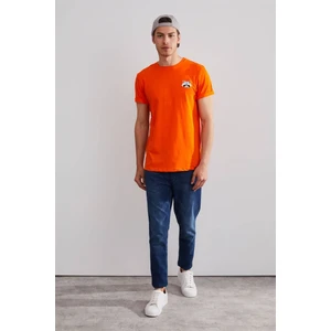 Unisex Rakun Turuncu Nakışlı T-Shirt