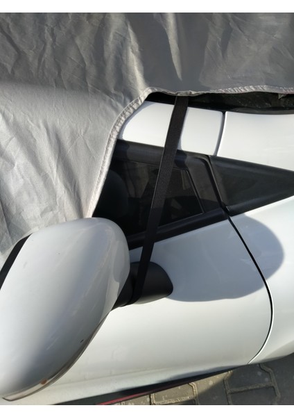 Volkswagen Golf 2 Hatchback Oto Ön Cam Brandası Güneşlik fırsatları