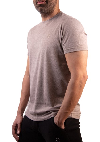 Kahverengi Basic Düz Tişört Bisiklet Yaka Regular Fit Tshirt Erkek Pamuklu Bej Melanj-Nakişli Q Logo