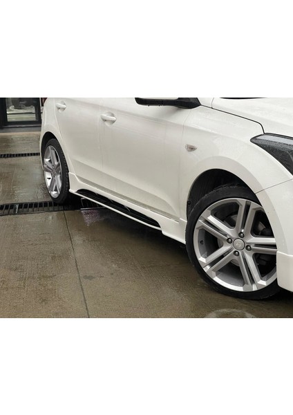 Hyundai I20 Custom Marşpiyel (Plastik)