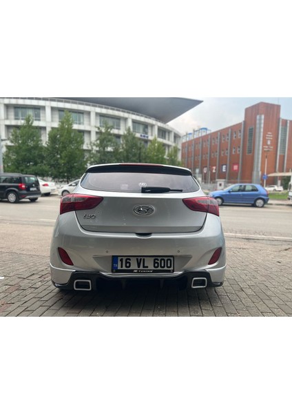 Güneşli Garaj Hyundai I30 Rs Difüzör (Plastik)