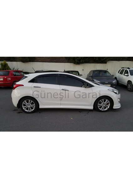 Hyundai I30 Yan Marşpiyel Boyasız (Plastik)