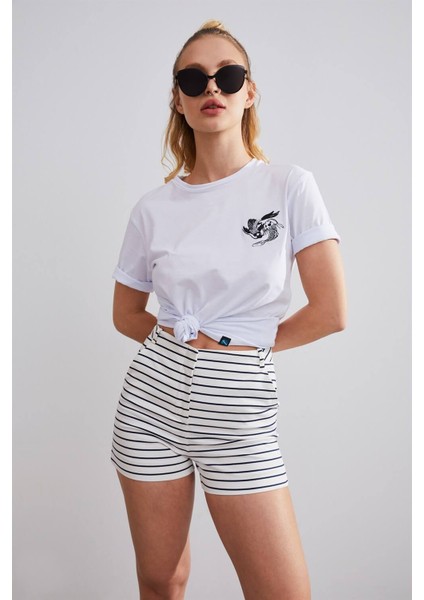 Unisex Yin Yang Balık Beyaz Nakışlı T-Shirt fırsatları