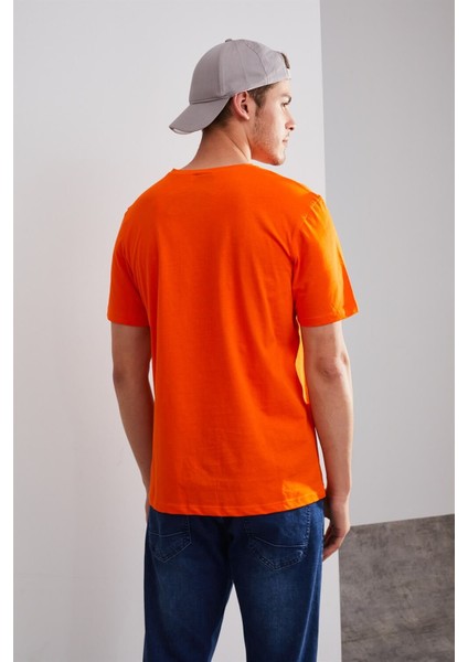 Unisex Rakun Turuncu Nakışlı T-Shirt fiyatları