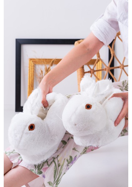 Tavşan Figürlü Beyaz Peluş Panduf Ev Pandufu Unisex