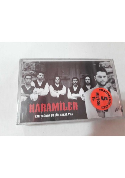 Haramiler- Kar Yağıyor Bugün Ankara’ya Kaset