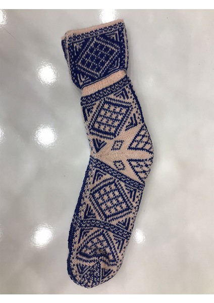 Kışlık Kilim Motifli Sıcak Tutan Örgü Yün Ünisex Çorap 14