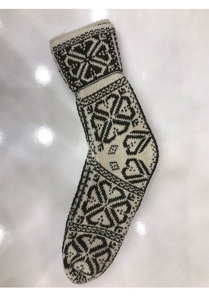 Kışlık Kilim Motifli Sıcak Tutan Örgü Yün Ünisex Çorap 6