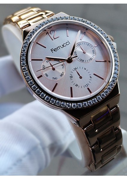 Kadın Kol Saati 3 Atm Su Geçirmez Paslanmaz Çelik Makine fiyatları