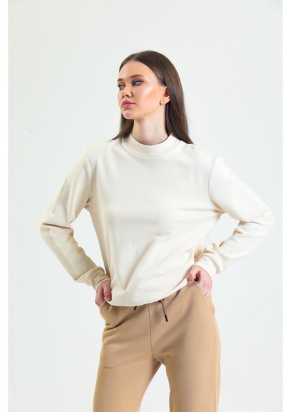 Krem Dik Yaka Sweatshirt
