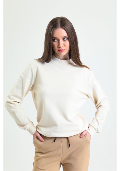 Krem Dik Yaka Sweatshirt fiyatları