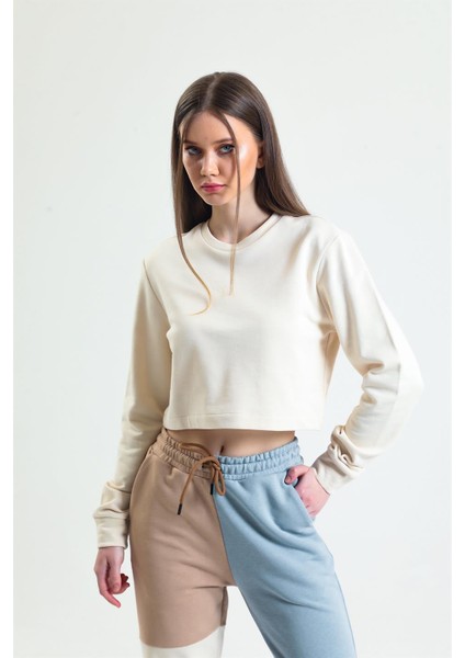 Krem Bisiklet Yaka Crop Sweatshirt