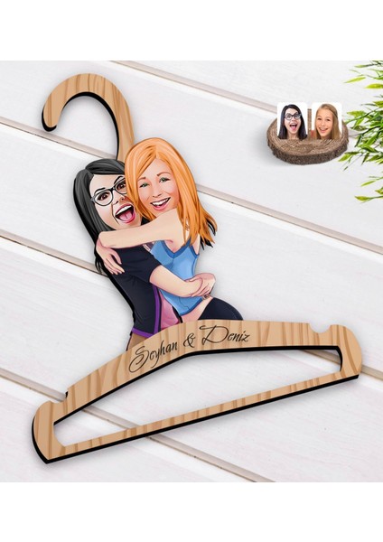 Kişiye Özel Kız Kardeşler Karikatürlü Standart Boy Ahşap Elbise Askısı-10