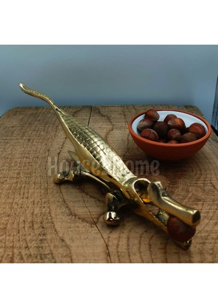 El Yapımı Pirinç Timsah Fındık Kıracağı