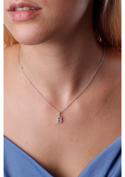 Zirkon Harf Kolye 002 B fırsatları