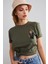 Unisex Takım Elbiseli Ayı Haki Nakışlı T-Shirt 4