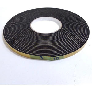 Yapışkan Kapı Pencere Bandı Süngeri Yalıtım Süngeri Eva 3 Mm X 10 Mm Siyah 10 Metre