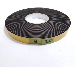 Kapı Pencere Bandı / Yapışkan Kapı Pencere Süngeri Eva 3 Mm X 20 Mm Siyah 10 M