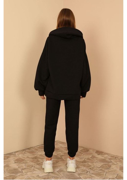 Petek Kumaş Uzun Kol Kapüşonlu Fermuar Detaylı Kadın Sweatshirt-Siyah indirimleri