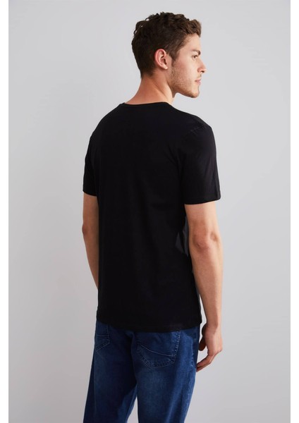 Unisex Baby Yoda Siyah Nakışlı T-Shirt indirimleri