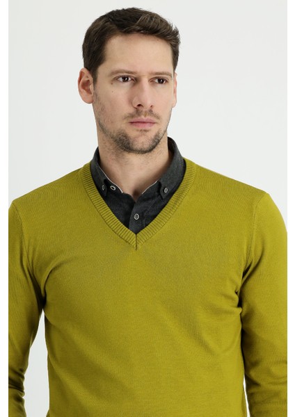 V Yaka Regular Fit Triko Kazak fiyatları