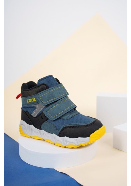 Cırtlı Mavi Çocuk Tracking Bot