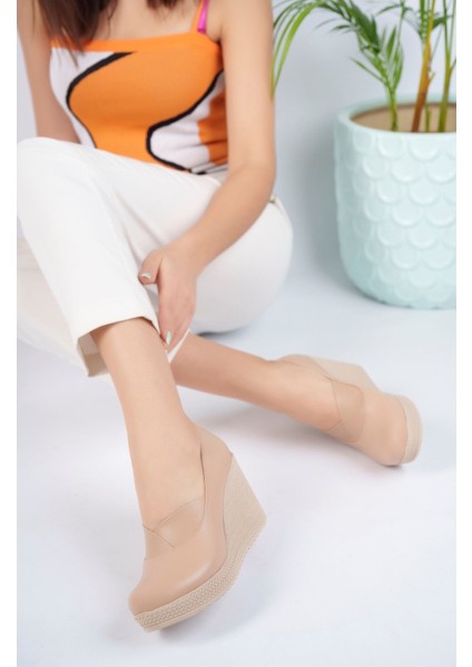 Dolgu Taban Çapraz Model Nut Cilt Ayakkabı fiyatları