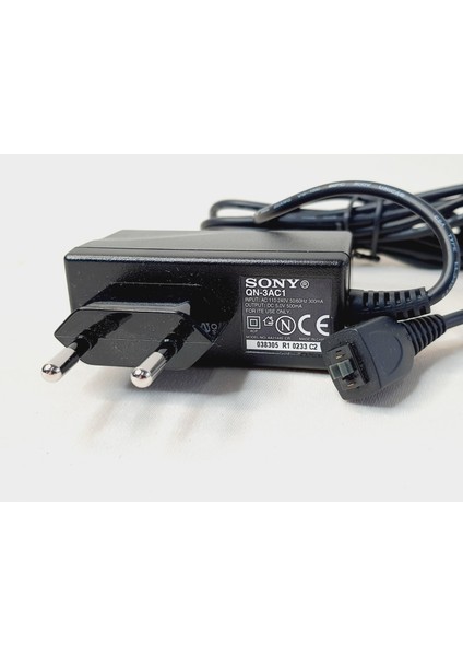 Sony QN-3AC1 Seyahat Şarj Cihazı 5V 500MAH