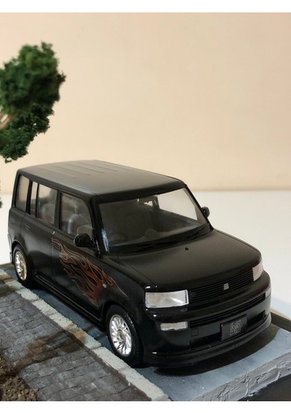 Toyota Bb 1/24 Ölçekli Maket