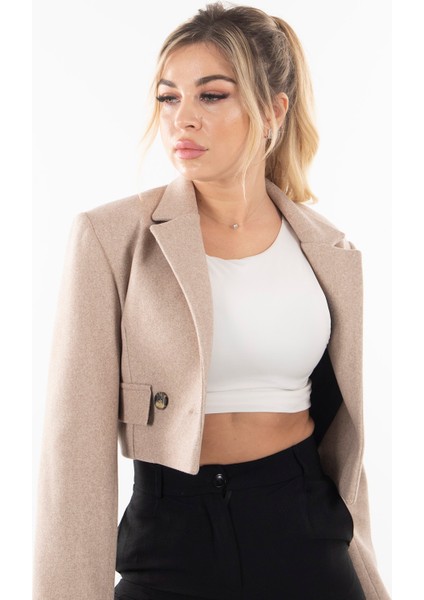 Taş Kruvaze Yaka Kaşe Crop Astarlı Blazer Ceket 0105125.50