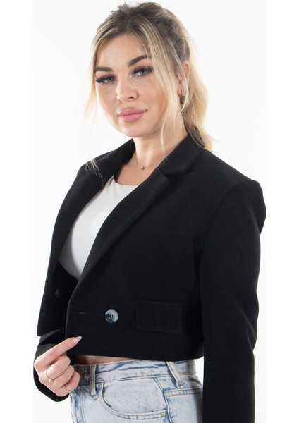 Siyah Kruvaze Yaka Kaşe Crop Astarlı Blazer Ceket 0105125.01 fiyatları