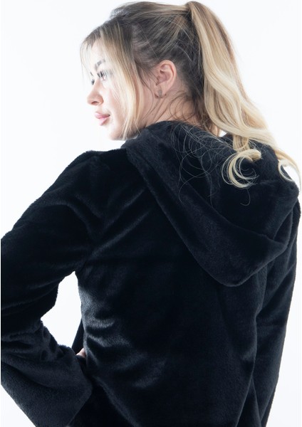 Siyah Fermuarlı Oversize Kapüşonlu Çift Cepli Peluş Mont 0108078.0110 indirimleri
