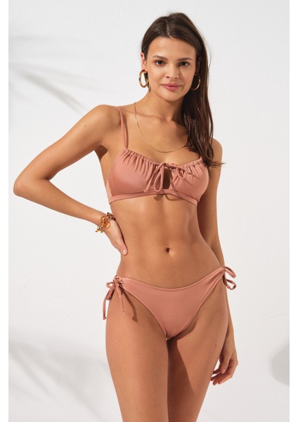 Blake Büzgülü Önden Bağlamalı Bikini Takım Bronz 231226 fırsatları