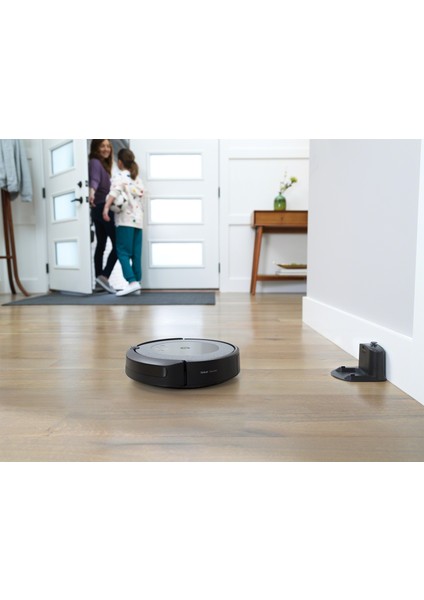 Roomba I5 Akıllı Robot Süpürge