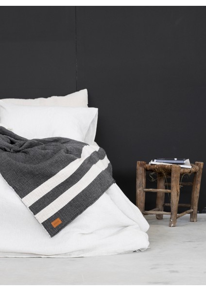 Cocoon Yün Koltuk Şalı Siyah 150x180 modelleri