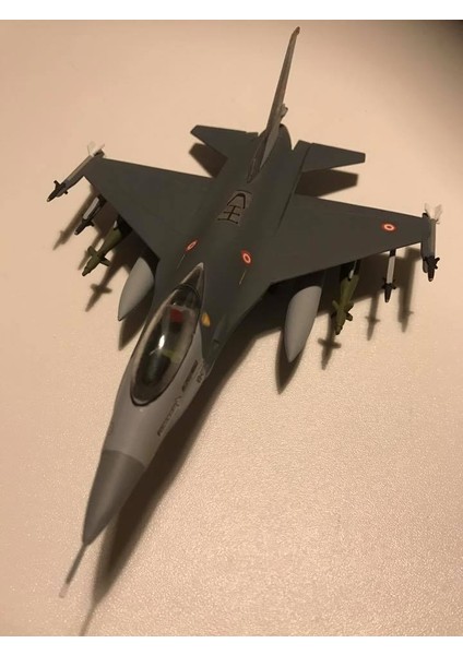 Crewturk F-16 Falcon Plastik Maket fiyatları